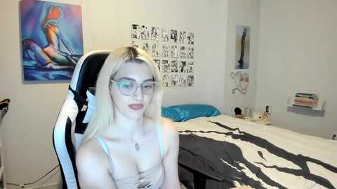 annatame @ myfreecams on 20231108