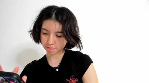 cherrycute666 @ myfreecams on 20231108