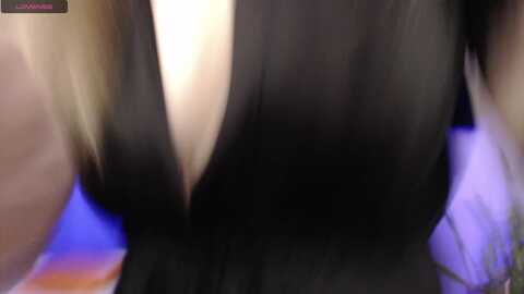 habibi40303 @ myfreecams on 20231108