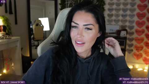 itskylieeh @ myfreecams on 20231108