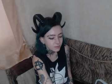 kliomoon @ myfreecams on 20231108