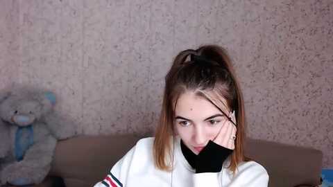 kristinamfc @ myfreecams on 20231108