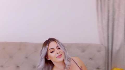 kyliebenton @ myfreecams on 20231108