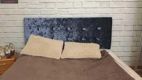 lady_murenssa @ myfreecams on 20231108