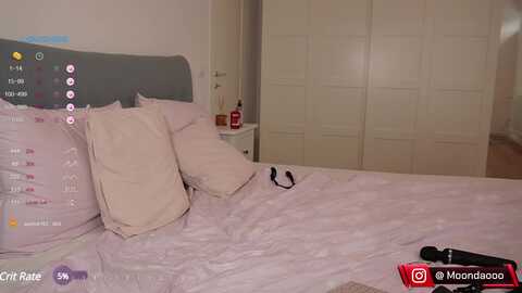 moondao @ myfreecams on 20231108