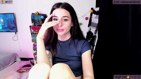 weirdnikusik @ myfreecams on 20231108