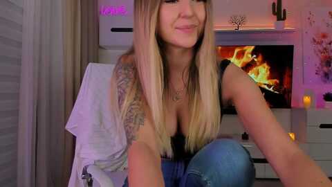 cherry__sugar @ myfreecams on 20231109