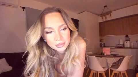 coolelissa @ myfreecams on 20231109