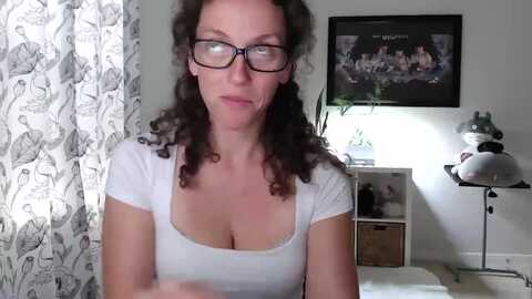 sarah_stark @ myfreecams on 20231109