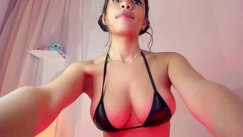 sweetmoon1 @ myfreecams on 20231109