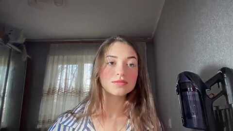 aminaroze @ myfreecams on 20231110