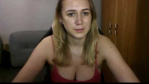 catrinlips @ myfreecams on 20231110