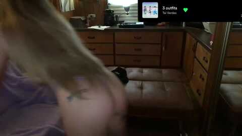 incognitobabe @ myfreecams on 20231110