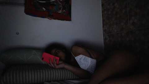 lauraflor @ myfreecams on 20231110