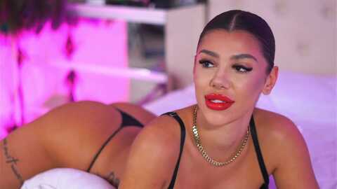 nattynatty @ myfreecams on 20231110