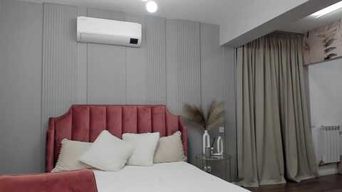 nelliecutest @ myfreecams on 20231110