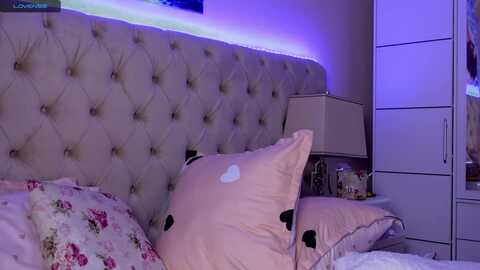 aliciarey @ myfreecams on 20231111