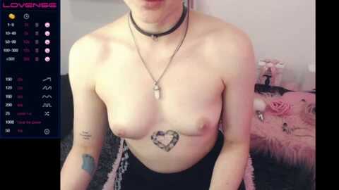 babyblondie99 @ myfreecams on 20231111