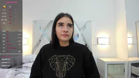 evelynowen1 @ myfreecams on 20231111
