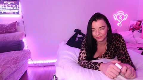 innocentsamx @ myfreecams on 20231111