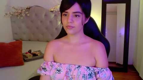 miacollins1x @ myfreecams on 20231111