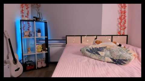 milly_saint @ myfreecams on 20231111
