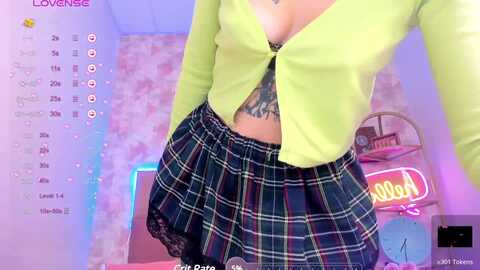 shaypierce @ myfreecams on 20231111