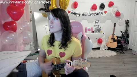 tiggerrosey @ myfreecams on 20231111