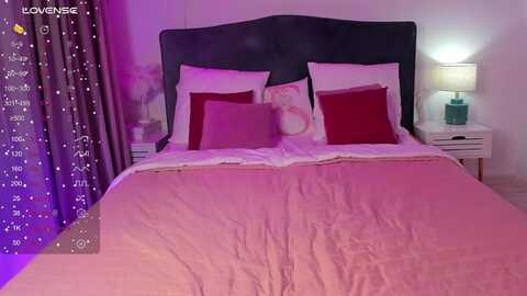 almagrace @ myfreecams on 20231112