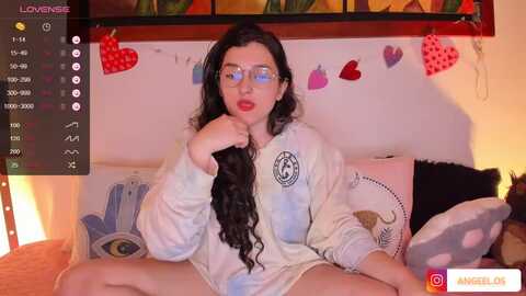 miah_peach @ myfreecams on 20231112