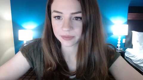 sophiesbobs @ myfreecams on 20231112