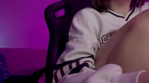 crybabykys @ myfreecams on 20231113