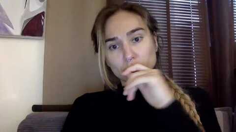 egoistickitty @ myfreecams on 20231113