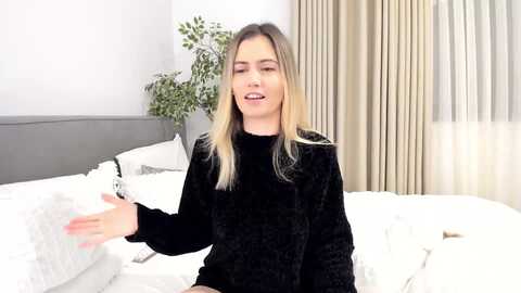 happyendings_ @ myfreecams on 20231113