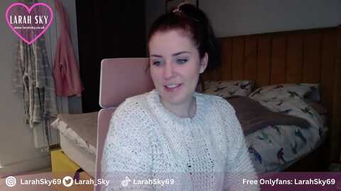 larah_sky @ myfreecams on 20231113