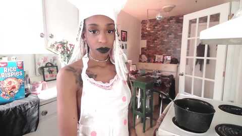 mochahoneyxox @ myfreecams on 20231113