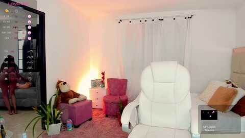 nathaliee_ @ myfreecams on 20231113