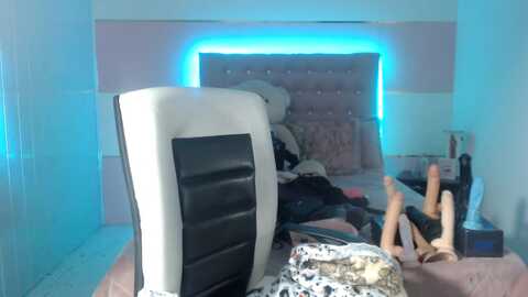 patty_squirt @ myfreecams on 20231113