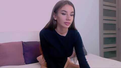 selenalo @ myfreecams on 20231113