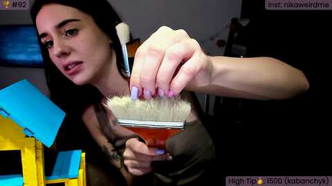 weirdnikusik @ myfreecams on 20231113