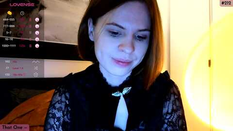 yuri_elfie @ myfreecams on 20231113