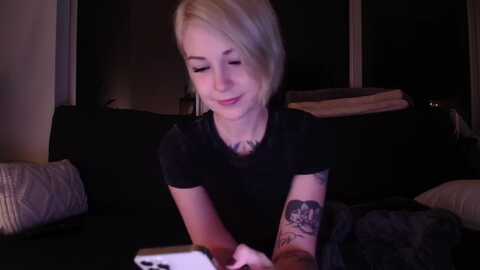 cuteholly @ myfreecams on 20231114