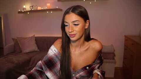 emma_ruby @ myfreecams on 20231114