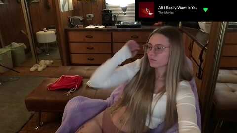 incognitobabe @ myfreecams on 20231114