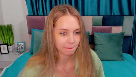 miramauer @ myfreecams on 20231114