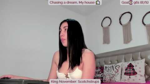 polly10 @ myfreecams on 20231114