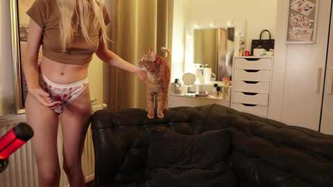 sweetkins @ myfreecams on 20231114