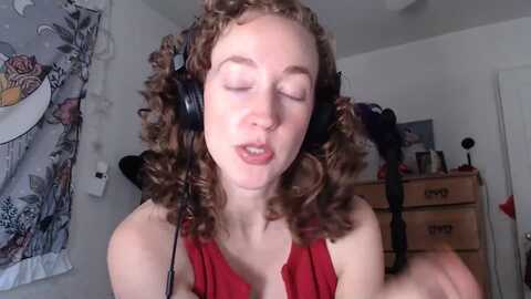 trolloptaylor @ myfreecams on 20231114