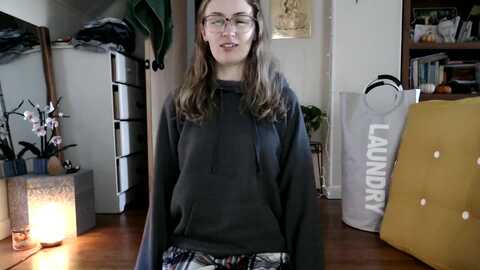 wildflowerem @ myfreecams on 20231114