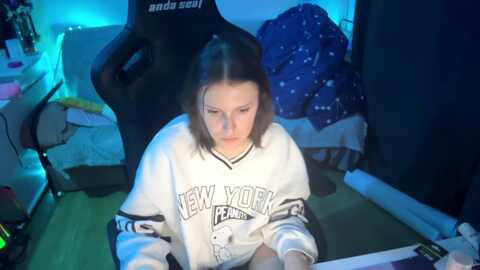 crybabykys @ myfreecams on 20231115